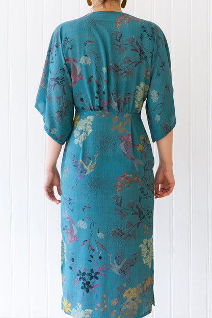 Back view of vintage inspired kimono dress showing gathered waistline.